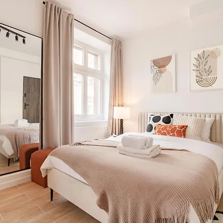Raciborska Old Town Apartahotel